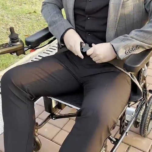Best Perfect Power Chair Lightweight Comfortable and Reliable - eezychair