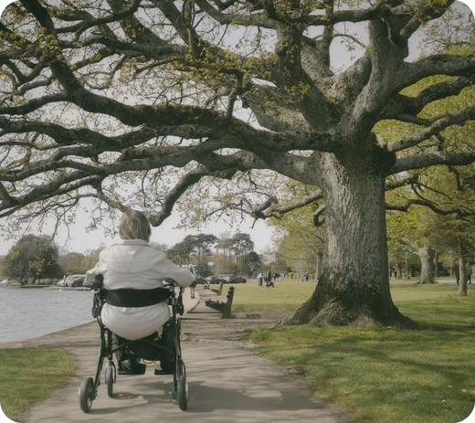 Is a Mobility Scooter Better Than a Mobility Wheelchair? - eezychair